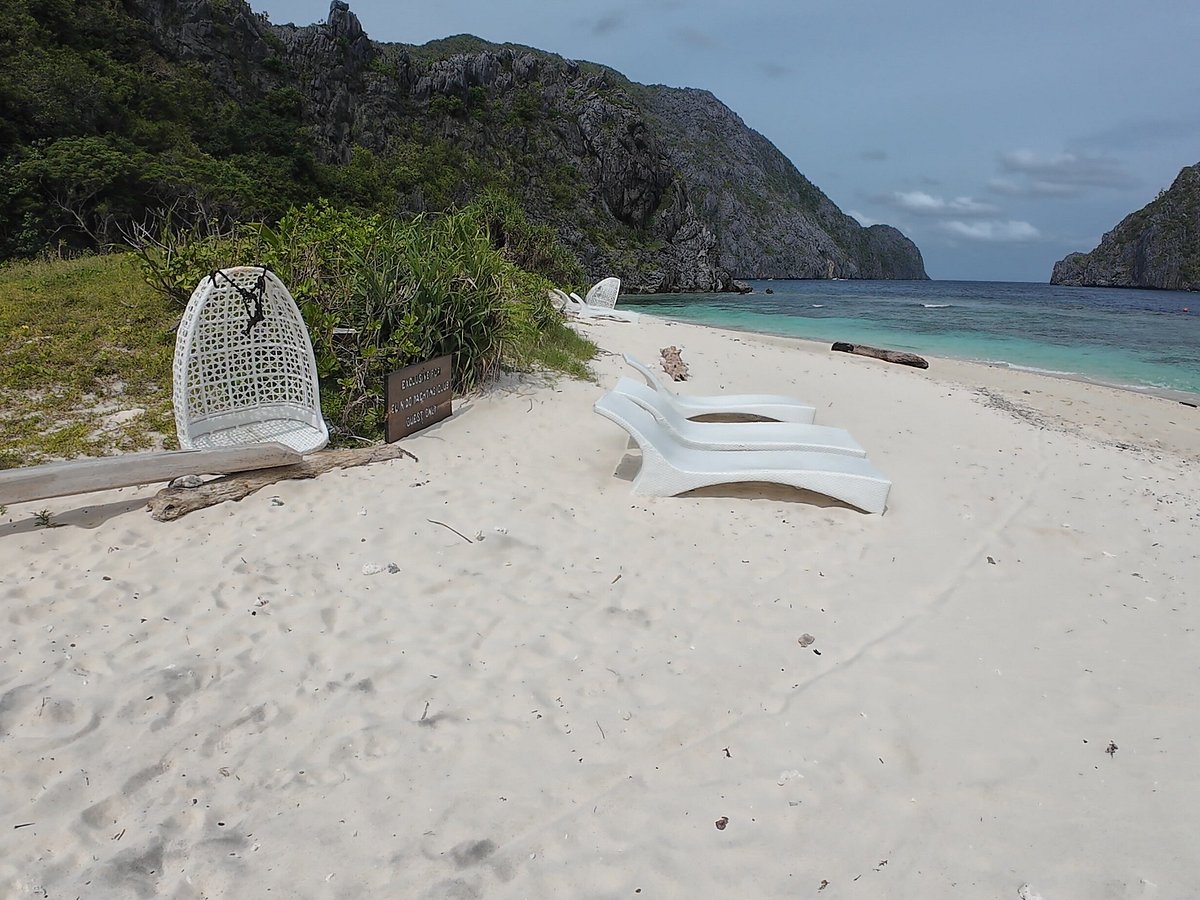 El Nido Islands: Private Coastal Dreams Sailing