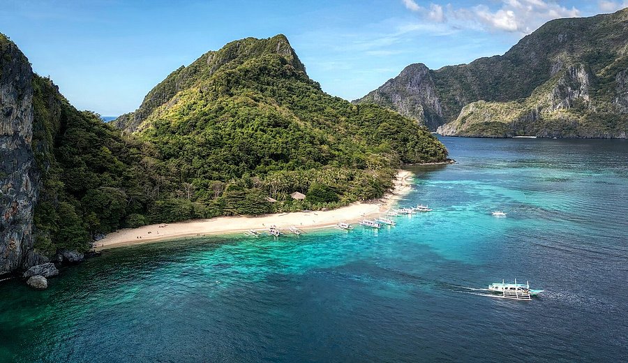 EL NIDO ISLAND HOPPING C (PRIVATE) - El Nido, Philippines