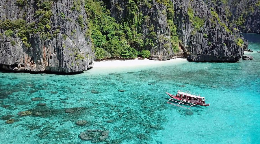 ELNIDO DAY TOUR WITH DRONE JOINER (Island hopping A)