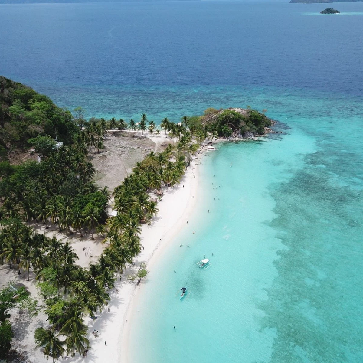 CORON ISLAND ESCAPADE PRIVATE - Coron, Philippines