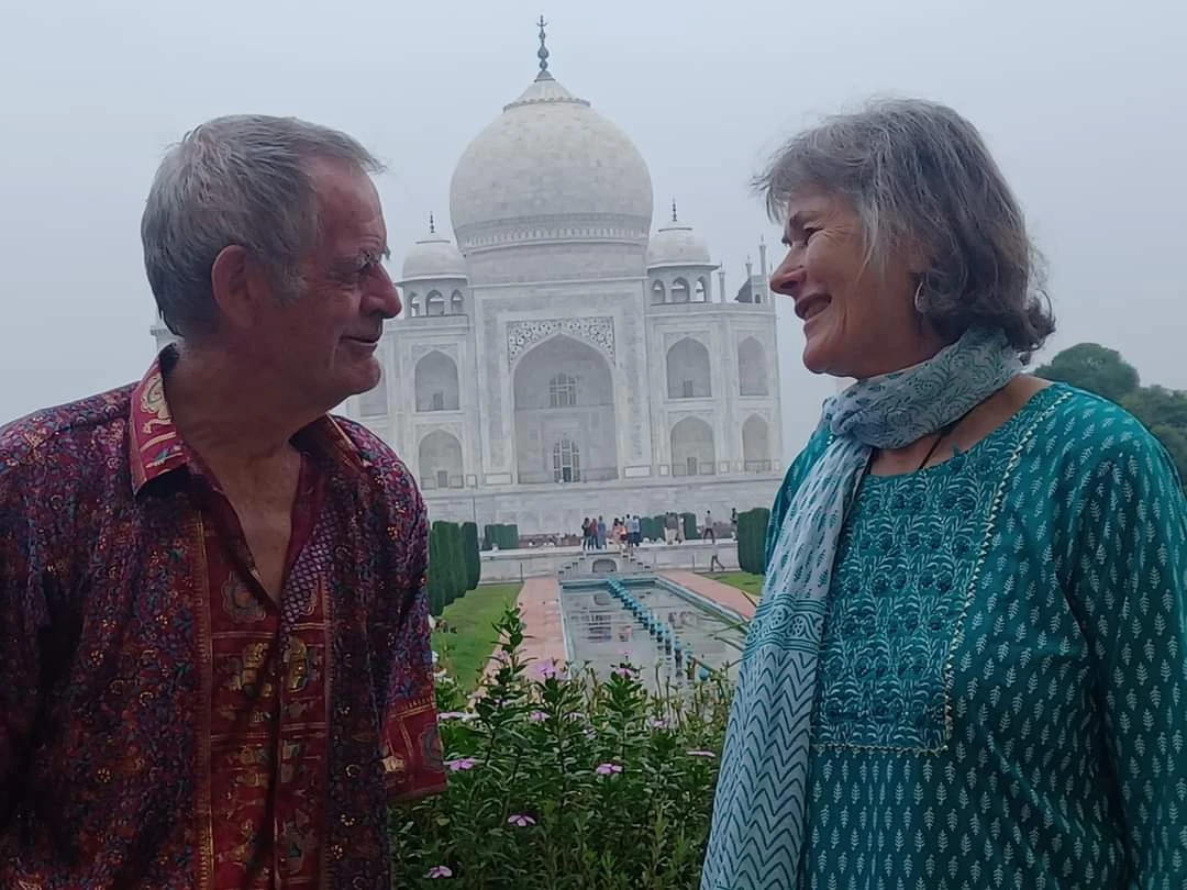 Delhi to Agra Same Day Tour with Skip-the-Line Taj Mahal Entry