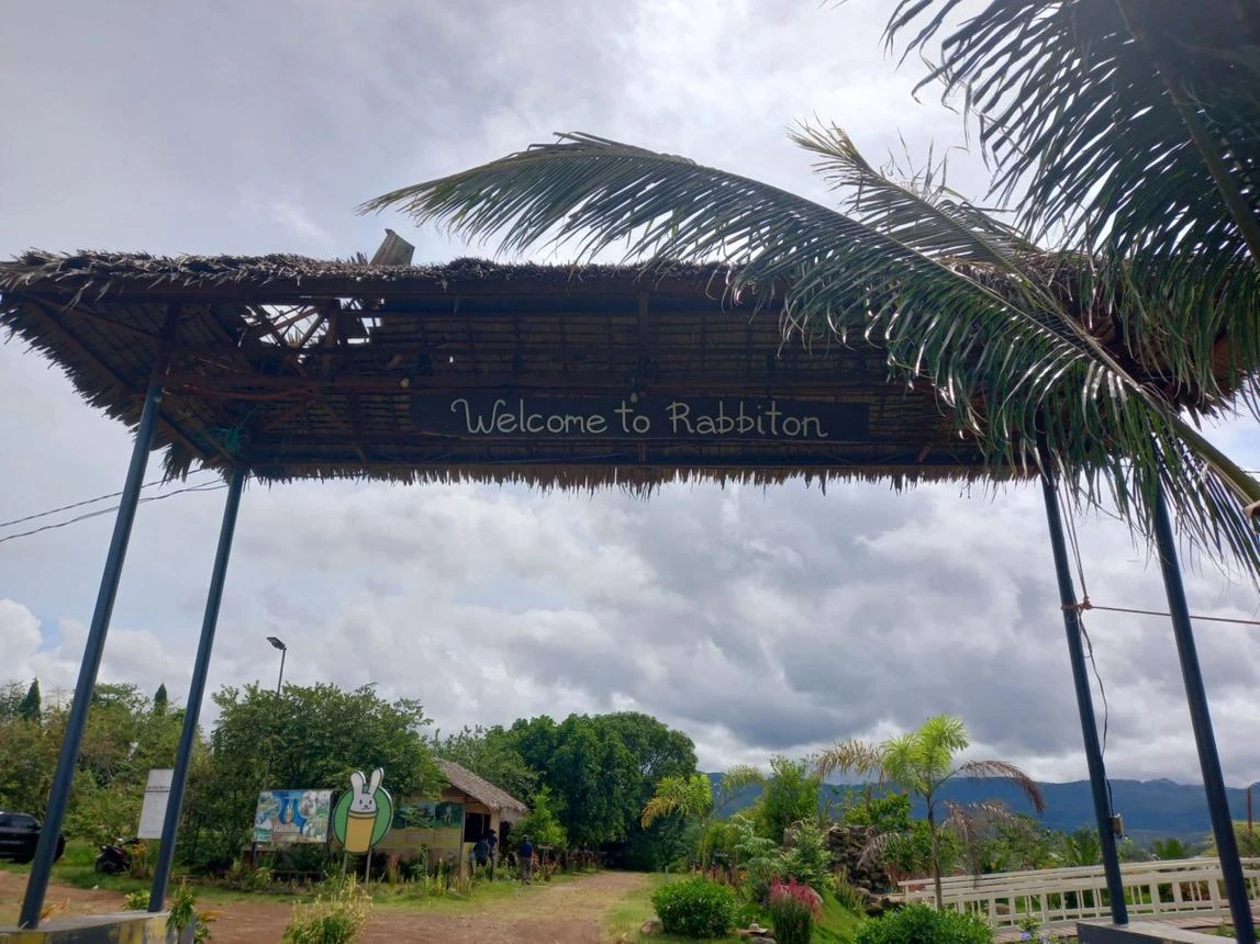 Dumaguete Pamplona Sightseeing Tours w/ Cafe Alicia - Private Tours